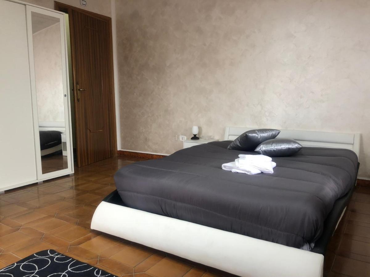 ויבו ולנטיה Valentia Rooms מראה חיצוני תמונה