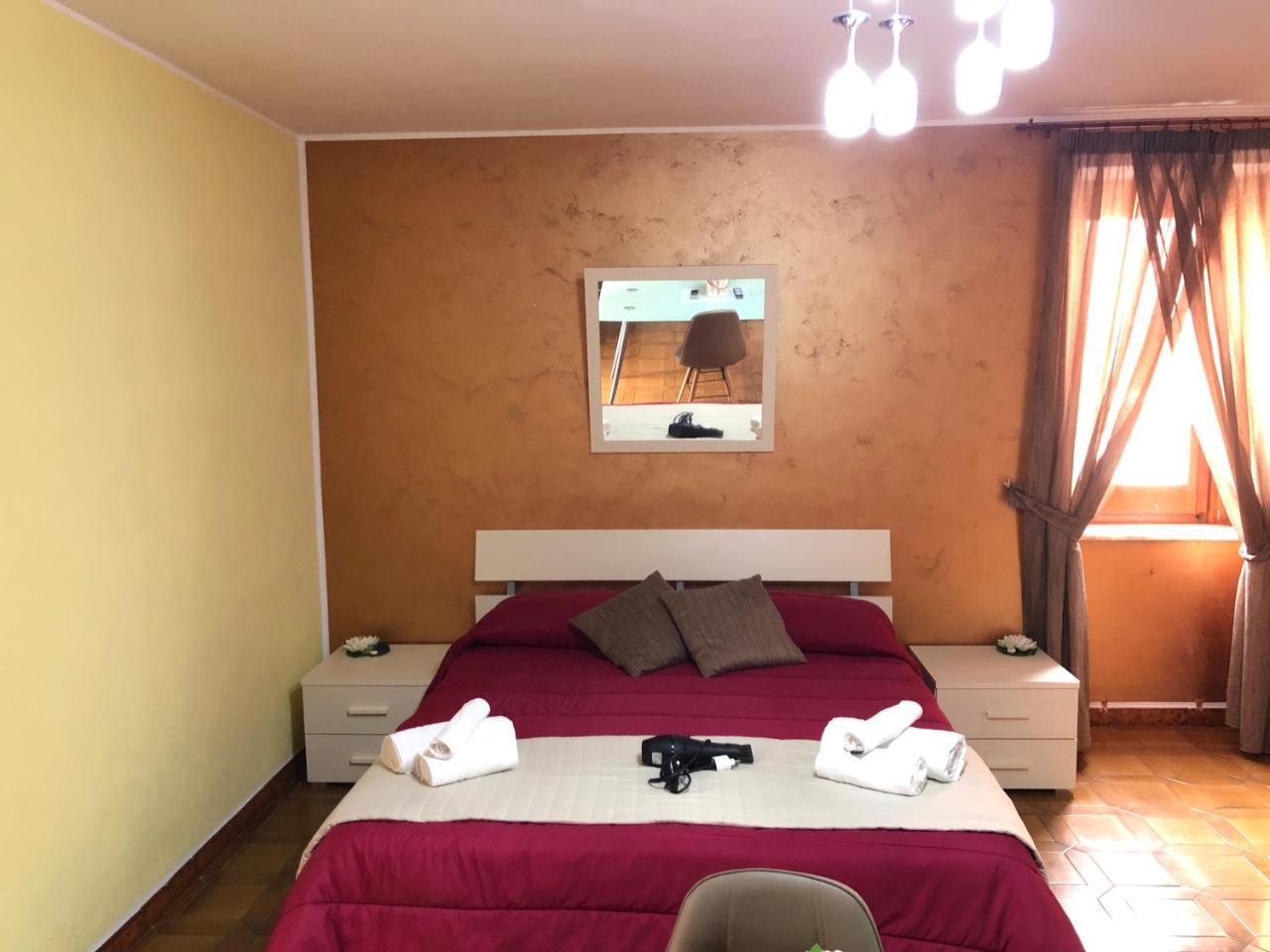 ויבו ולנטיה Valentia Rooms מראה חיצוני תמונה