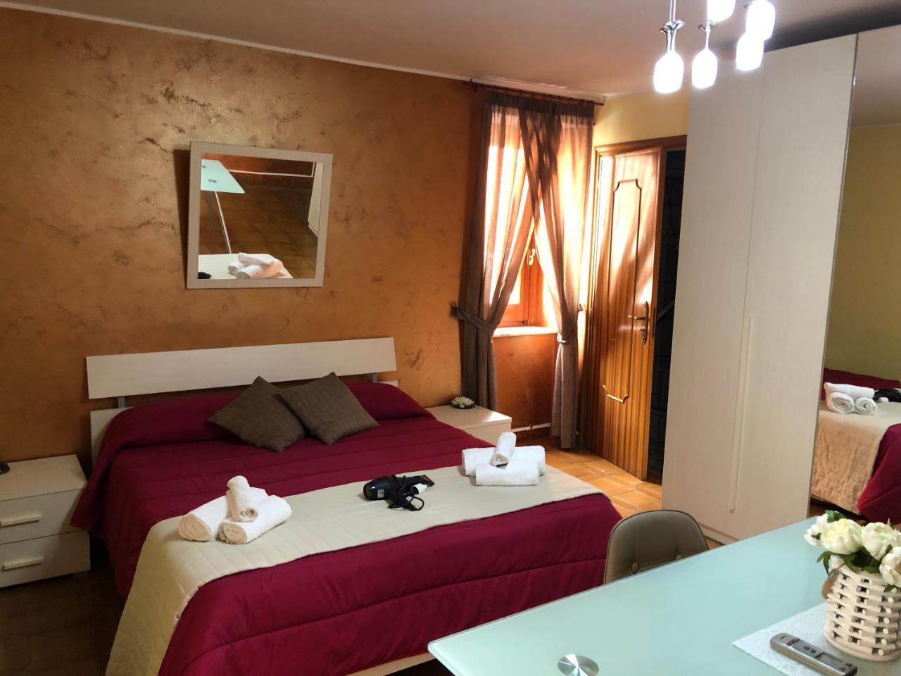 ויבו ולנטיה Valentia Rooms מראה חיצוני תמונה